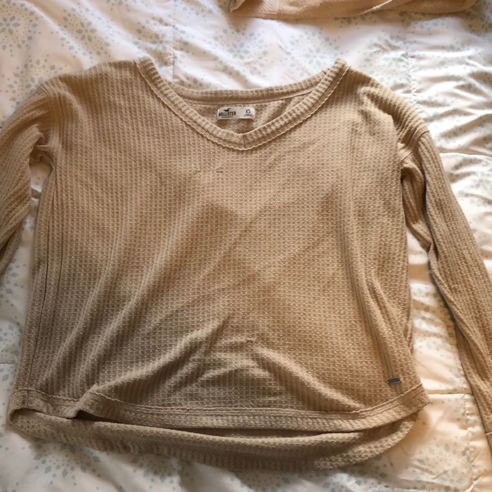 Hollister tan long sleeve thermal shirt